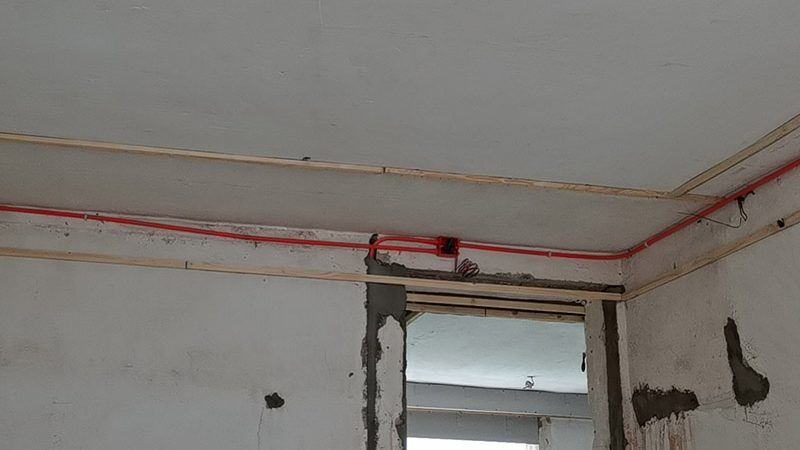 自粘防水卷材的性能直接关系到其防水效果。在选择品牌时，要关注以下指标：